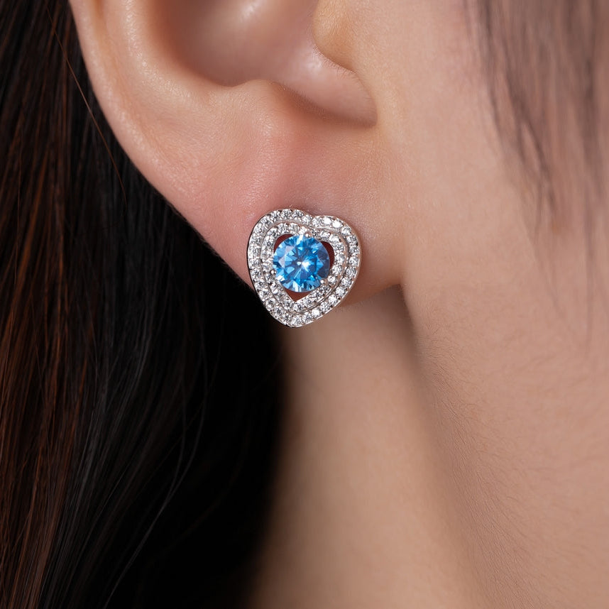 Boucles d’Oreilles Cœur Argent 925 & Pierre Bleue – Raffinement et Fraîcheur Éclatante