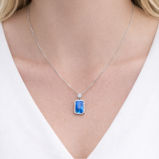 Collier pendentif rectangulaire bleu en argent 925 rhodié & zircons blancs
