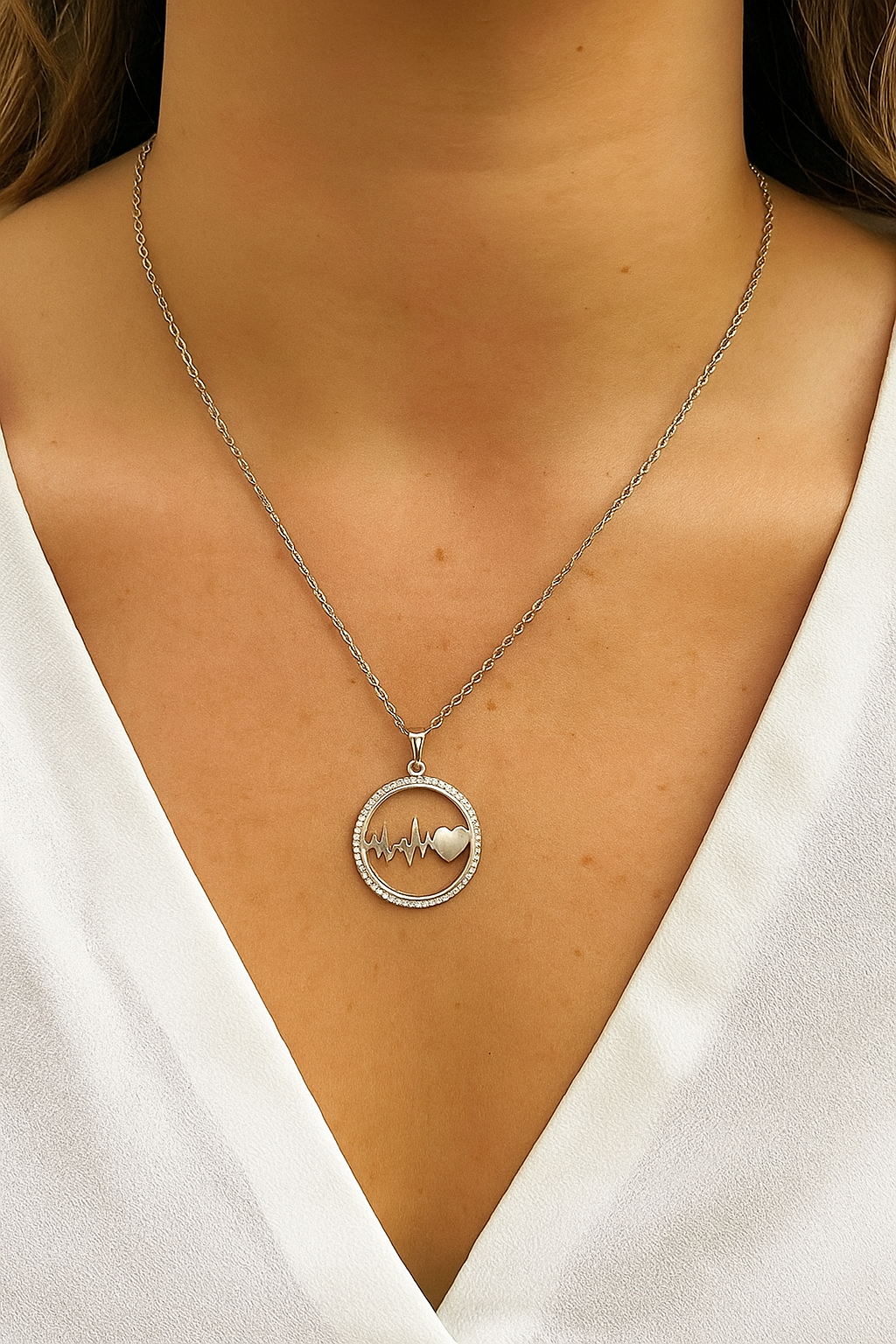Pendentif battement de cœur en argent 925 rhodié – Cercle zirconiums et symbole de vie