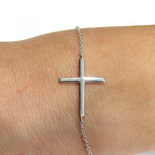 Bracelet Croix Minimaliste en Argent 925 – Bijou Fin et Moderne