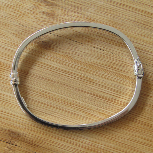 Bracelet rigide lisse en argent 925 rhodié – Élégance minimaliste et éclat intemporel