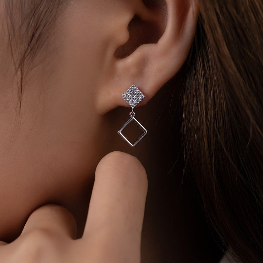Boucles d’oreilles losange en argent 925, pendantes, modernes et élégantes avec zirconiums scintillants