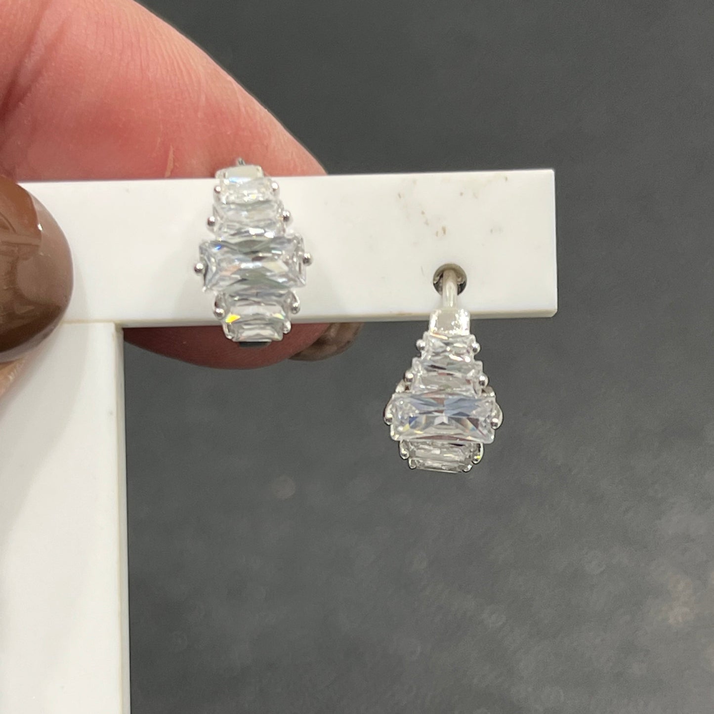 Boucles d’oreilles zirconiums rectangulaires en argent 925 rhodié – Éclat moderne