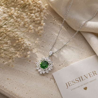 Collier pendentif carré argent 925 rhodié pierre verte – Halo joaillerie luxe éclat diamant