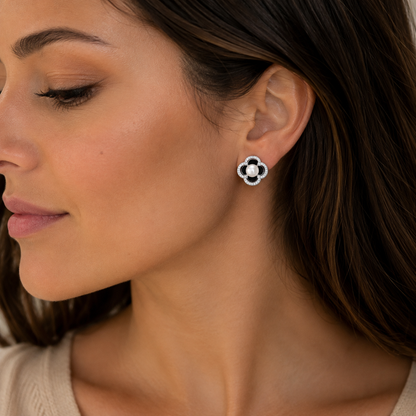 Boucles d’oreilles fleur perle noire & blanche – Argent 925 rhodié