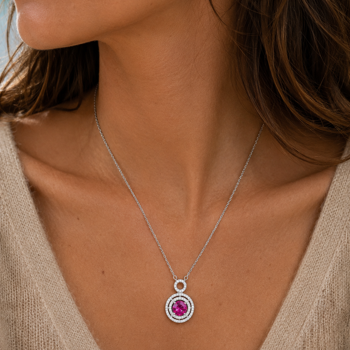 Collier cercle serti pierre rouge – Argent 925 rhodié