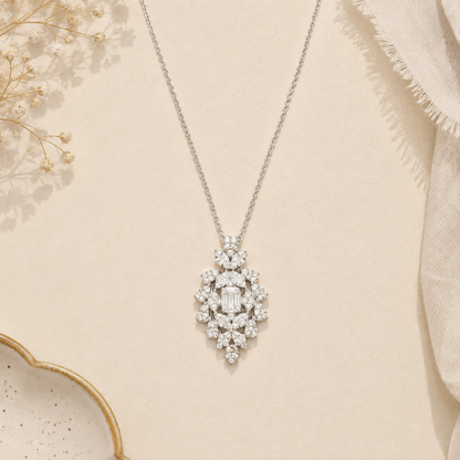 Collier pendentif floral pavé en argent 925 rhodié – Élégance précieuse
