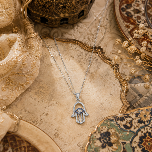 Pendentif Main de Fatma en Argent 925 Rhodié et Zircons Noirs – Bijou Protecteur Élégant et Intemporel