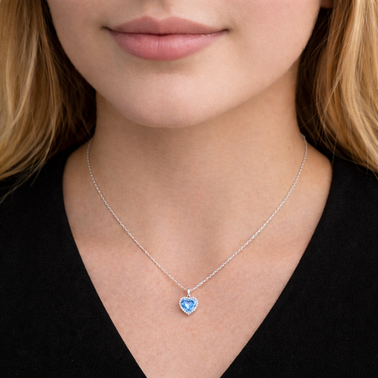 Collier pendentif cœur bleu en argent 925 rhodié & zircons blancs