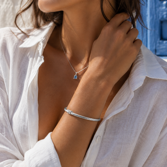 Bracelet torsadé en argent 925 rhodié – Élégance intemporelle et finesse artisanale