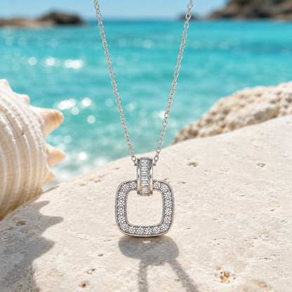 Collier Carré Argent 925 Rhodié avec Oxydes de Zirconium – Femme