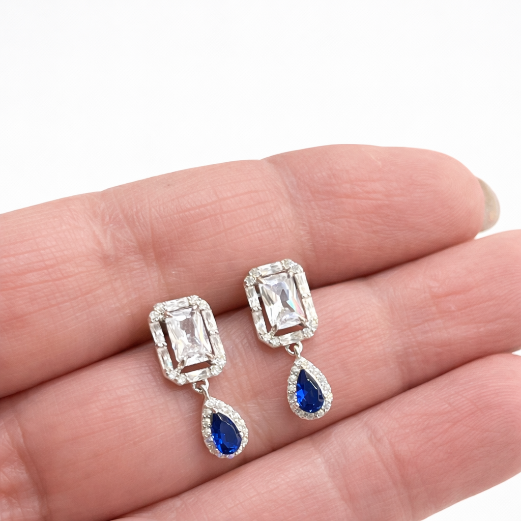 Boucles d’oreilles pendantes pierre bleue – Argent 925 rhodié
