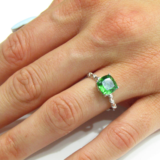 Bague Femme Argent 925 avec Pierre Verte – Élégance Luxueuse et Raffinée