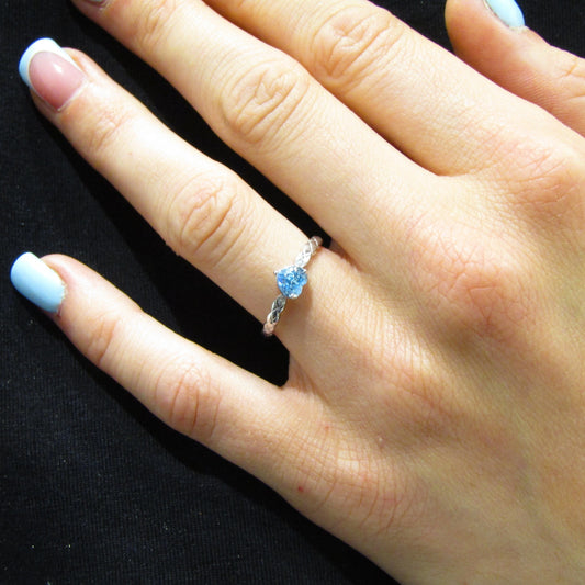 Bague Femme Argent 925 Pierre Bleue Cœur et Anneau Tressé – Bijou Raffiné et Original