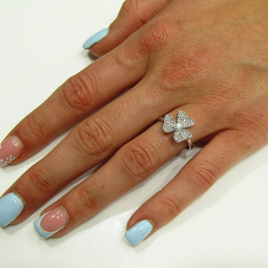 Bague Fleur en Argent 925 et Zirconium – Élégance Naturelle