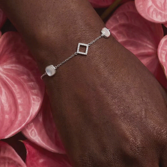 Bracelet femme en argent 925 rhodié avec nacre blanche et losange serti de zirconiums – Jessilver